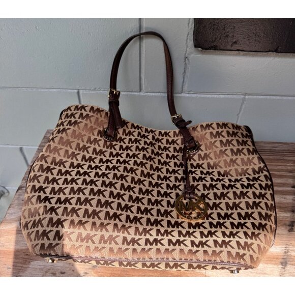 Michael Kors Jet Set Signature Logo Large Brown Tote Bag Gold Hardware Leather - Picture 1 of 13